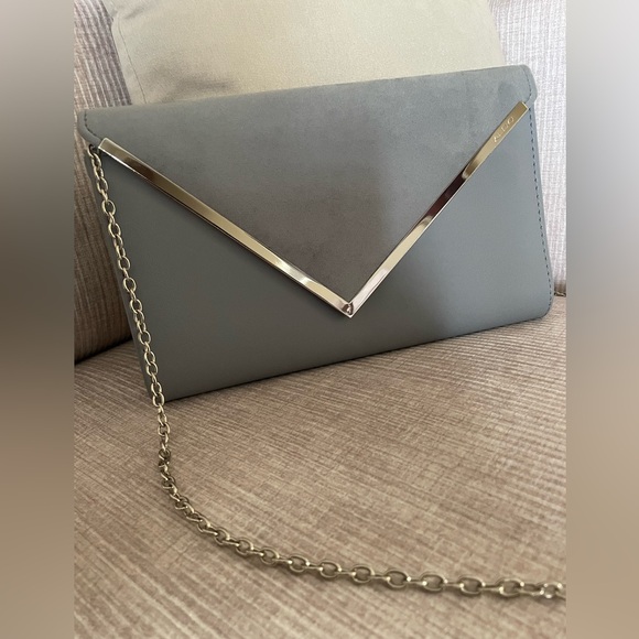 Aldo grey envelope clutch with silver removable chain - Picture 2 of 7